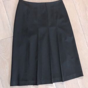 Theory pleated skirt